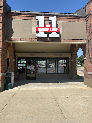 1on1 smoke shop in Novi