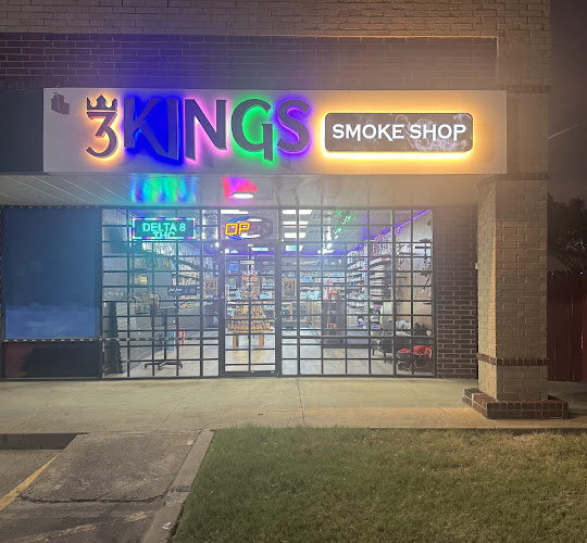 3 King's Smoke Shop in Arlington