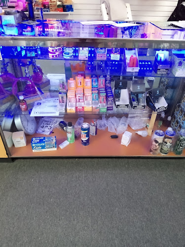 30Dayz 30Wayz Smoke Shop & More in San Antonio
