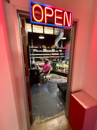 333 Smokeshop Dallas in Dallas