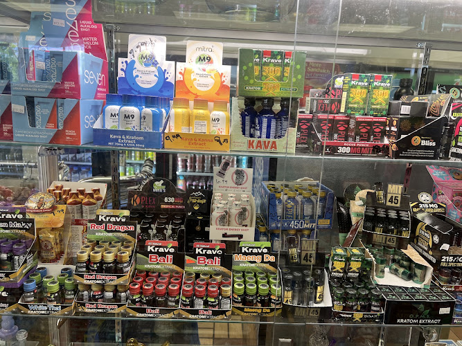 66 Snack, Smoke one stop Shop in Denver