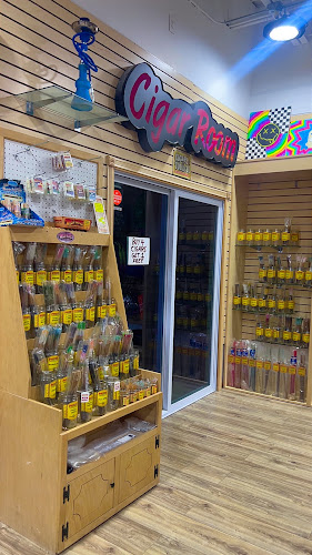 8Mile Smoke & Vape in Livonia
