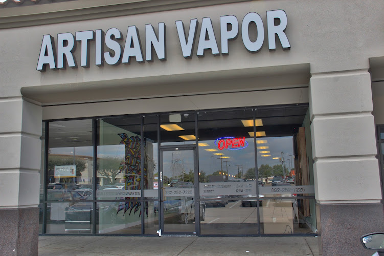 Artisan Vapor & CBD Collins in Arlington