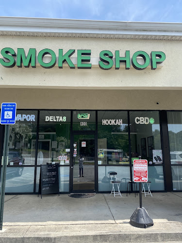 Bella's Smoke Shop in Lithonia