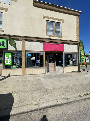 Besos Vape & Gifts Smoke Shop in Dayton
