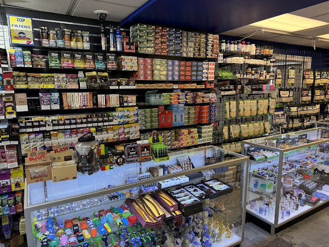 Blue Apple Mart Vape & Smoke in Gettysburg