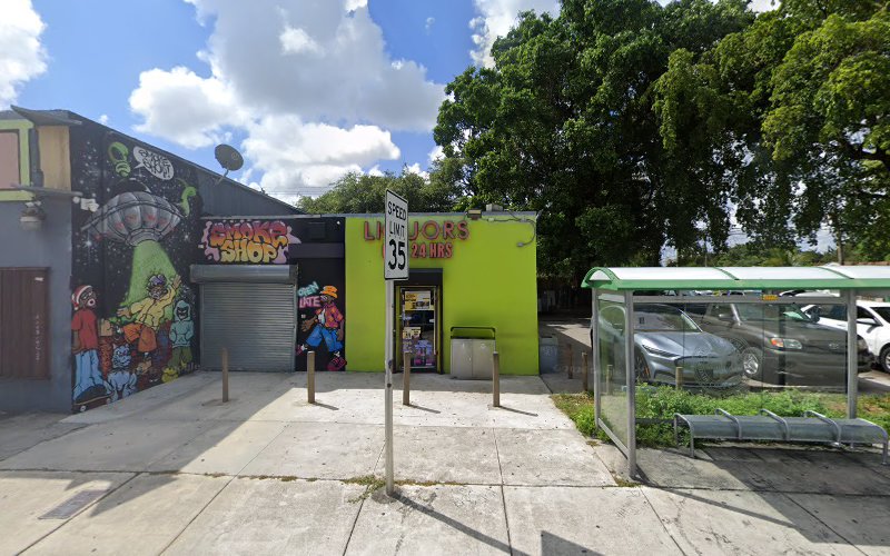 Bong Bros Smoke Shop in Miami