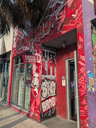 Bong Bros Wynwood in Miami