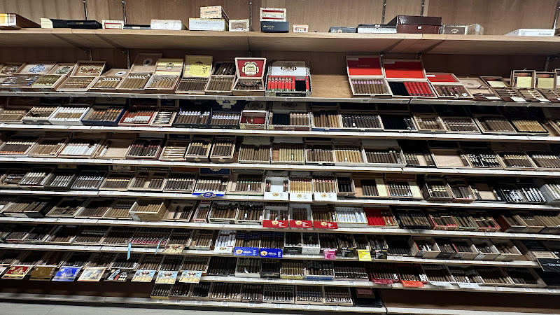 Brentwood cigars and smoke shop in Cincinnati