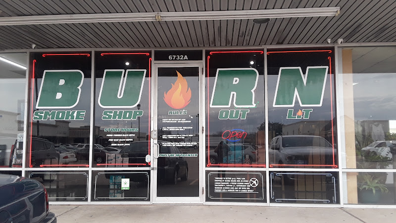 Burn Smoke Shop Outlit in Houston