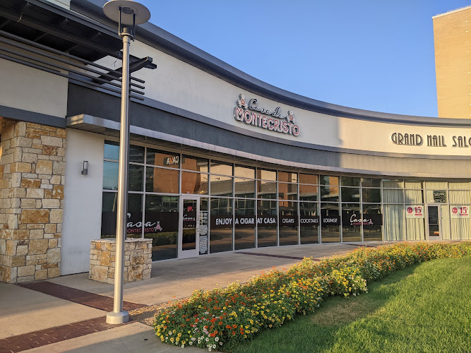Casa de Montecristo Cigar Lounge & Bar in Dallas