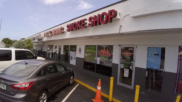 CBD 954 Smoke Shop in Fort Lauderdale