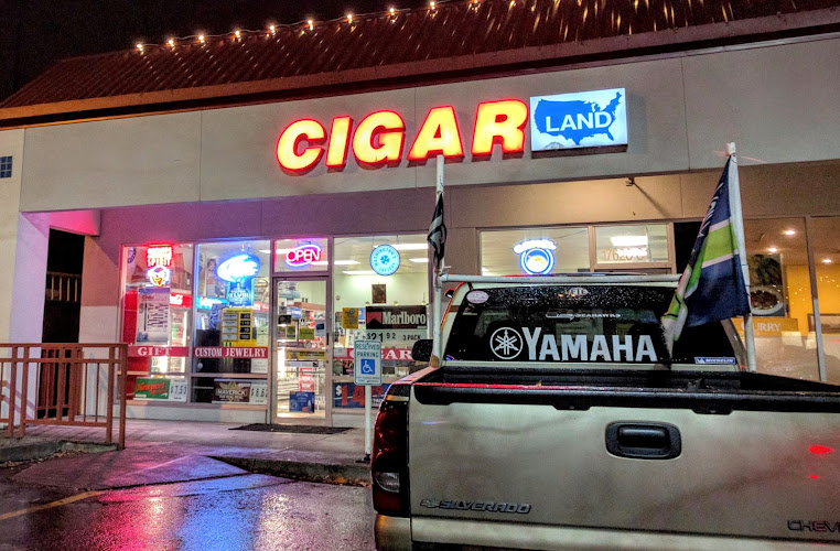 Cigar Land in Renton