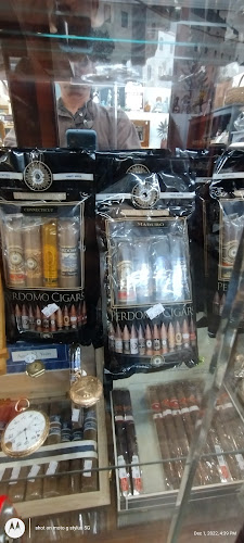 Cigar Shop in Murphy