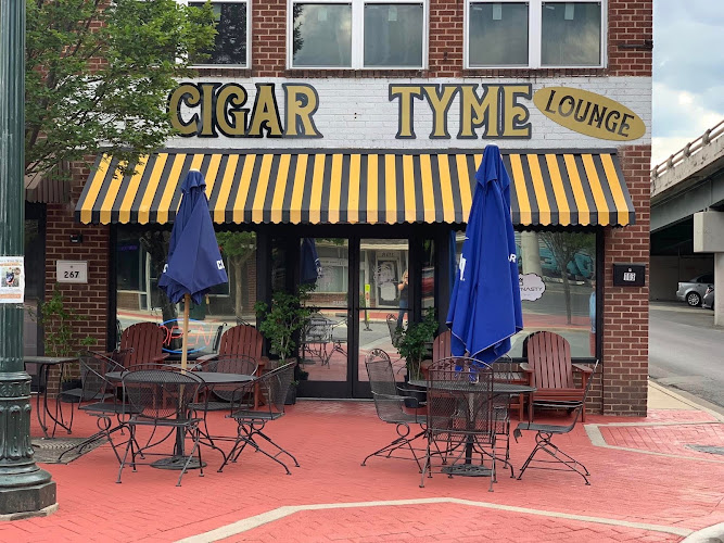 Cigar Tyme Lounge in Dalton