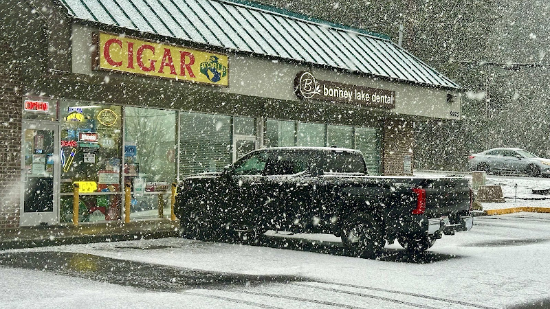 Cigar World in Bonney Lake