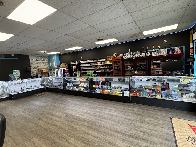 Cloud 315 Smoke Shop in Dickson City