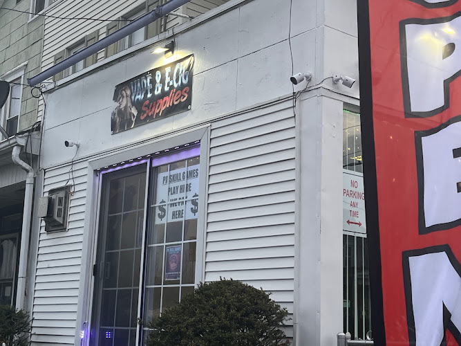 Cloud 9 Vape & Skill games in Frackville