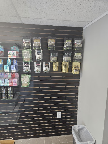 Cloud Chaser Smoke And Vape Shop in Canton
