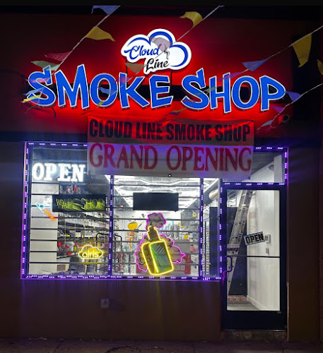 Cloud line smoke shop in Detroit
