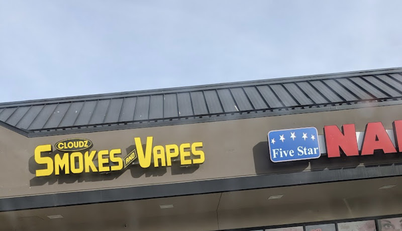 Cloudz Smokes And Vapes in Wheat Ridge