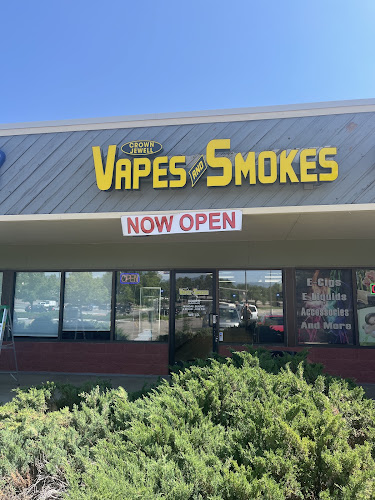 Crown Jewell Vapes and Smokes in Lakewood
