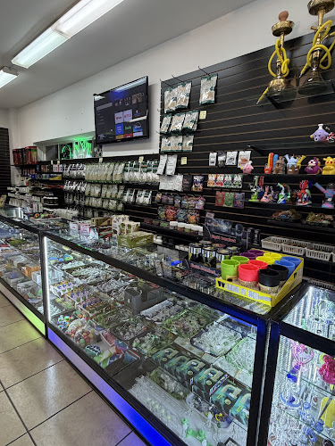 Divine Smoke N Vape in Wheat Ridge