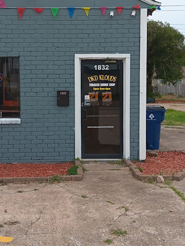 DKDKlouds smoke shop in Texas City