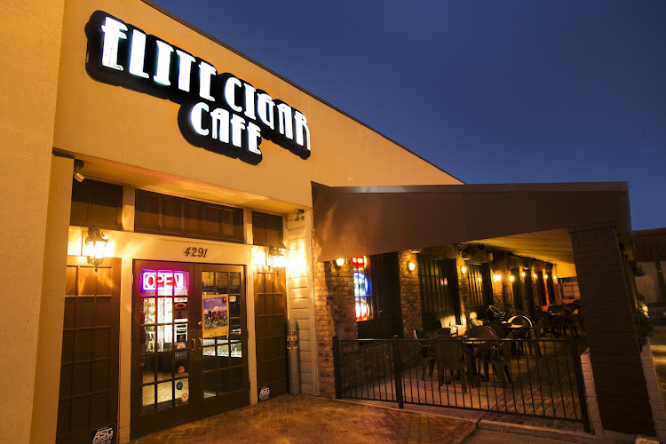 Elite Cigar Cafe in Addison