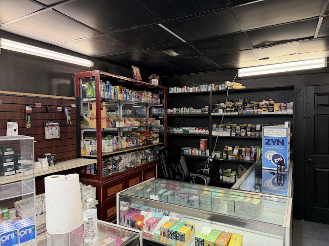 Etna Vape Shop in Etna