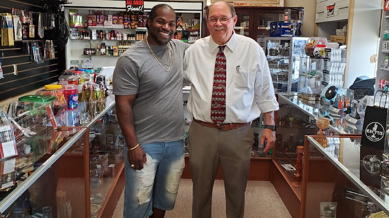 Fred's Cigars in Coolidge