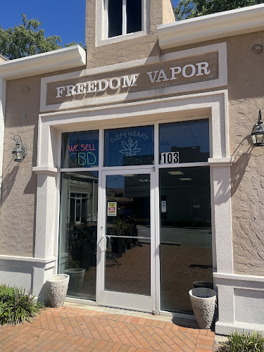 Freedom Vapor in Apex