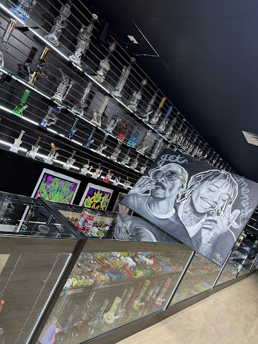 Get Money Smoke Shop in Fort Worth