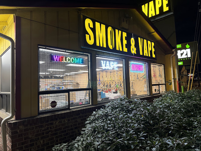 Golden Smoke House in Everett