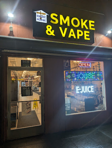 Golden Smoke House in Everett