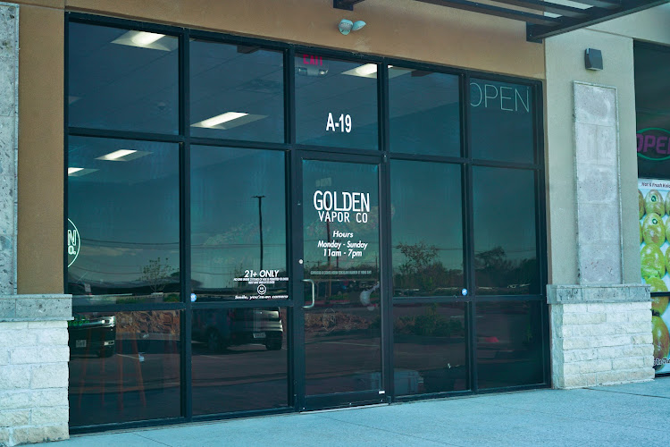 Golden Vapor Co in El Paso