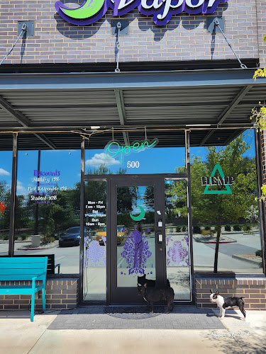 Green Moon Vapor in Frisco