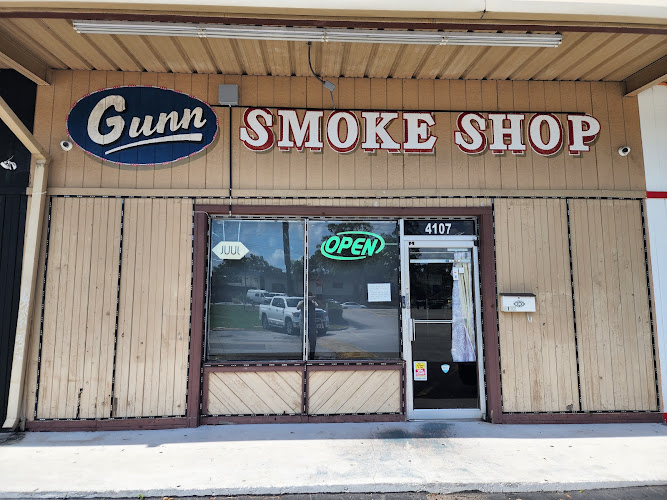 Gunn Smoke Shop in Tampa