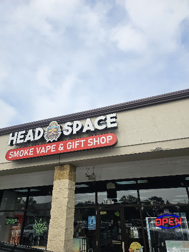 Head space in Lorain