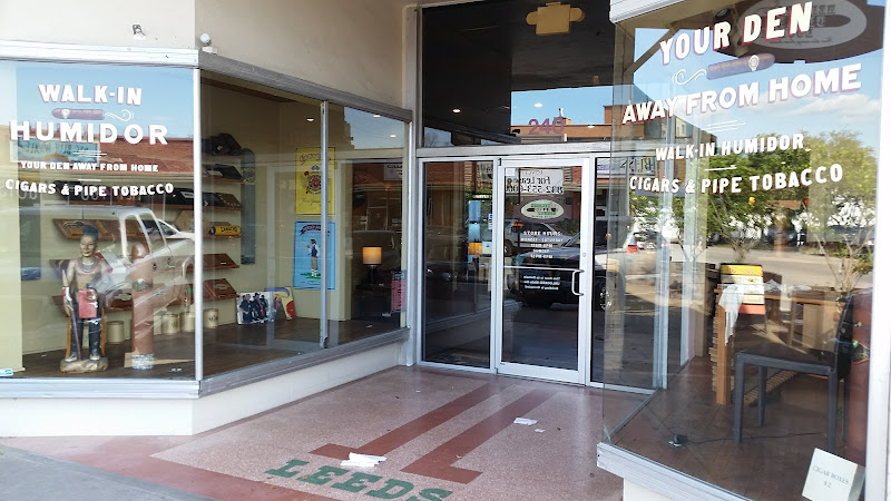 Heights Cigar Lounge in Houston