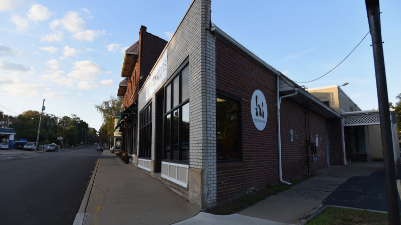 High Intentions Smoke Shop & Glass Gallery in Akron