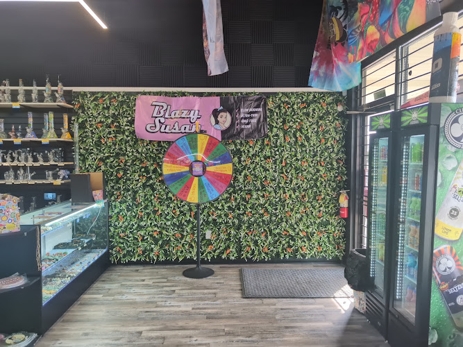 Hippie Hut Smoke Shop - Grove City in Grove City