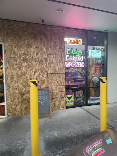 Hotbox Smoke Shop in Mountlake Terrace