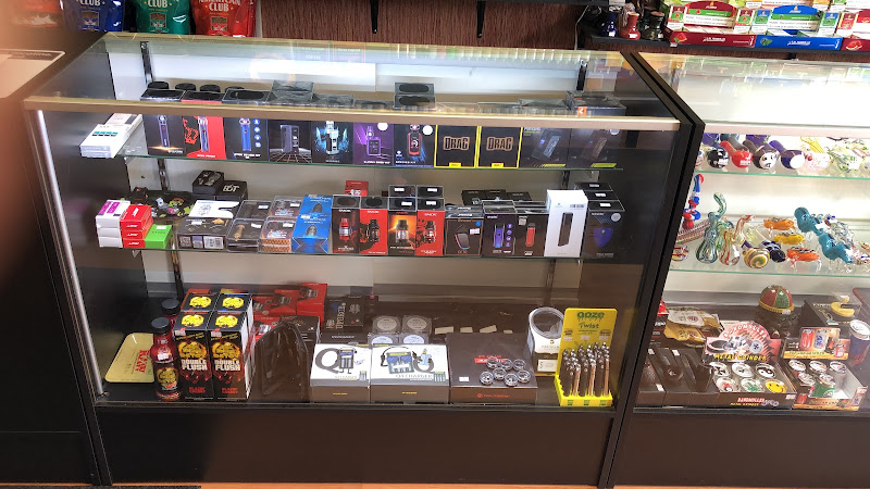 Huff N Puff vape in Austintown