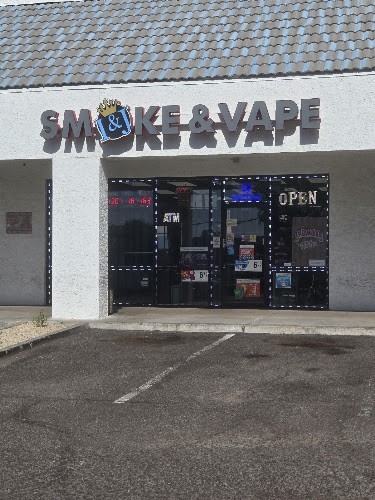 I & J smoke shop in Phoenix