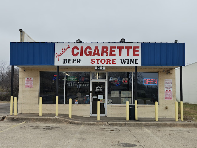 Jordan's Cigarette Store in Mesquite