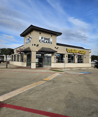 J's Liquor & Fine Cigars in Lake Dallas