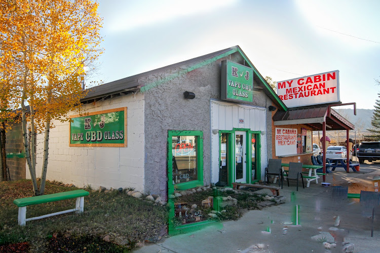 K and J Smoke Shop in Granby