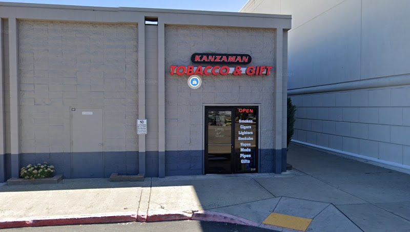 Kanzaman Tobacco & Gift Shop in East Wenatchee