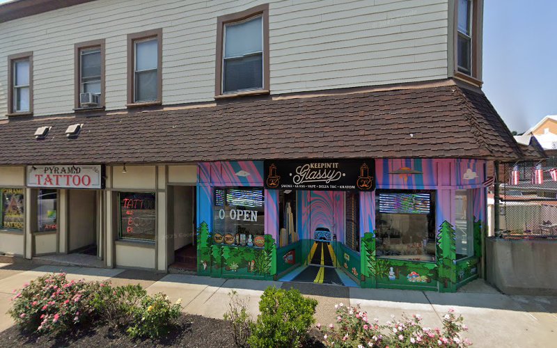 Keepin' It Glassy - Smoke & Vape in Bridgeville